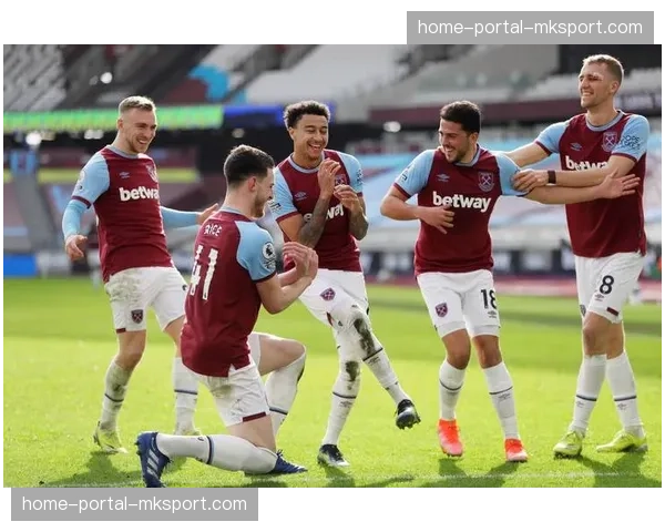 即时战报：热刺vs布莱顿，开场10分钟定位球失分暴露区域防守沟通问题